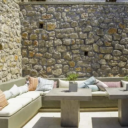 Sleeps 10 Pool Air Con Wifi