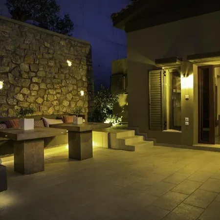 Sleeps 10 Pool Air Con Wifi